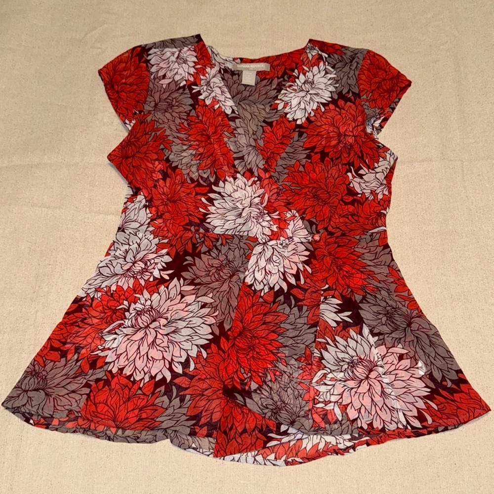 Banana Republic Floral Print Wrap Front Blouse ✨New without tags✨